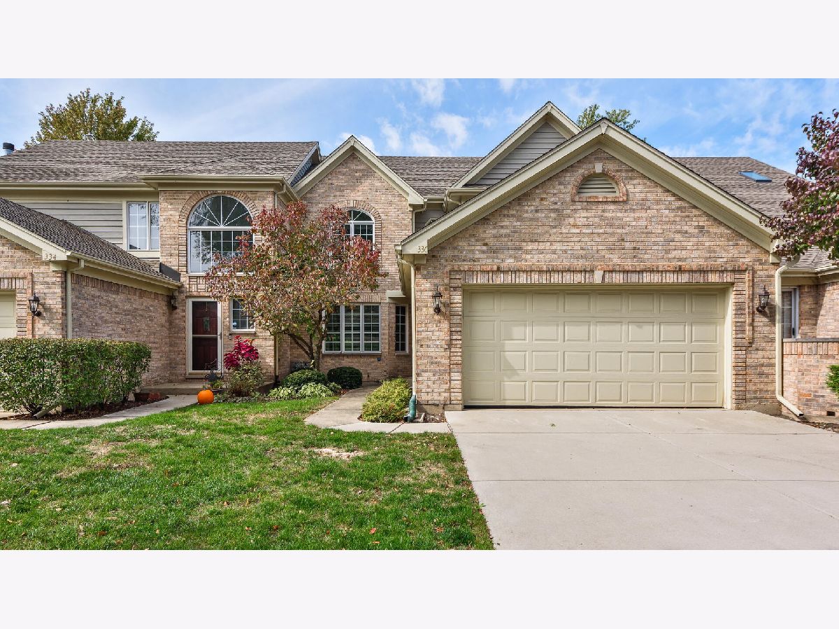 Homes & Townhomes Sold Woods Of Oak Hills Bartlett Illinois, 336 Pebble Beach
