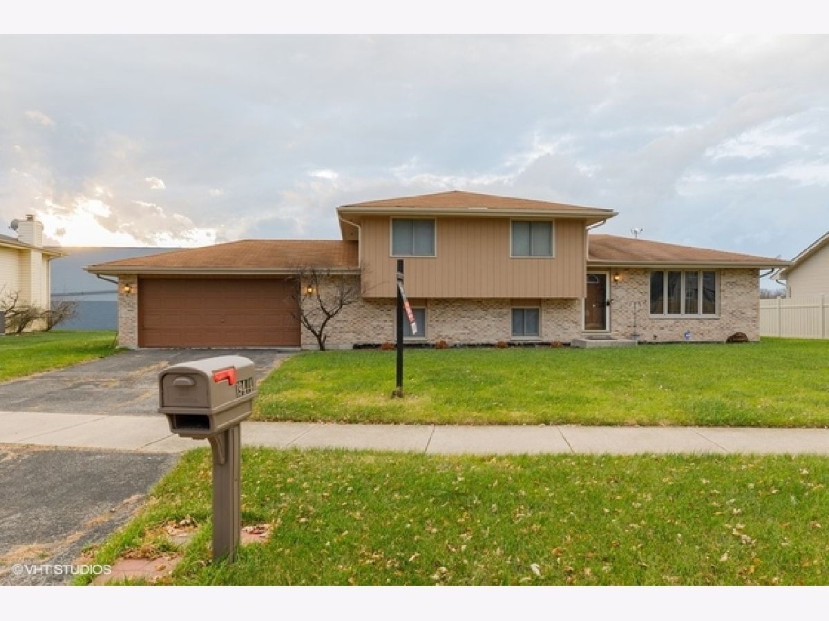 Lake Lynwood Lynwood IL, Homes & Townhomes For Sale & For Rent Sadie