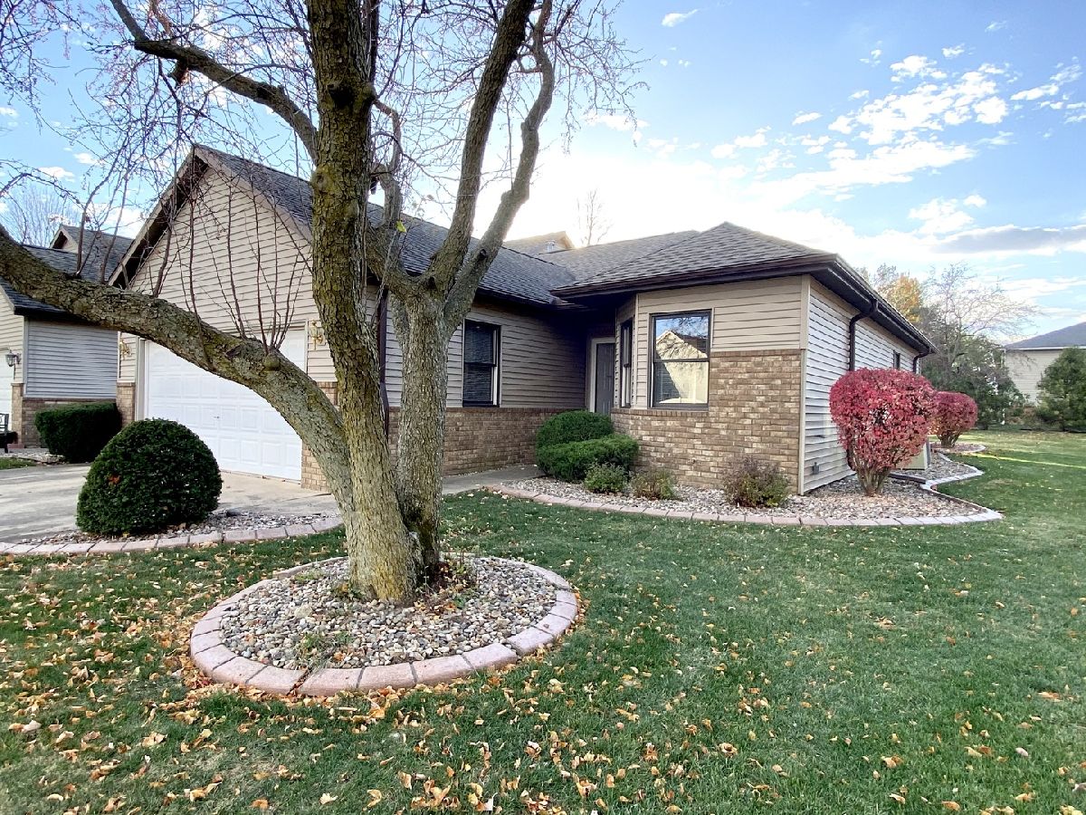 Condos & Townhomes Sold Westlin Meadows Rantoul Illinois, 400 Malsbury