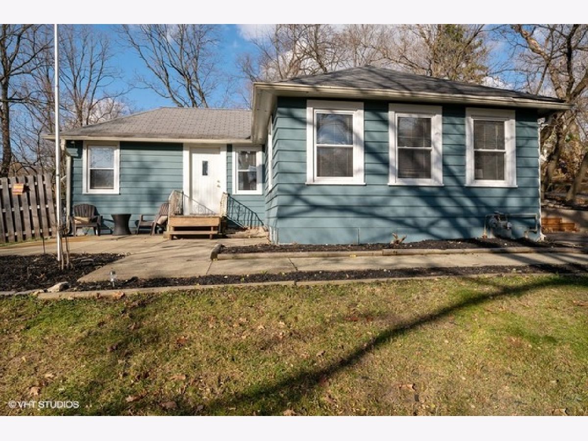 Homes Sold Shaws Round Lake Illinois, 24578 Clinton