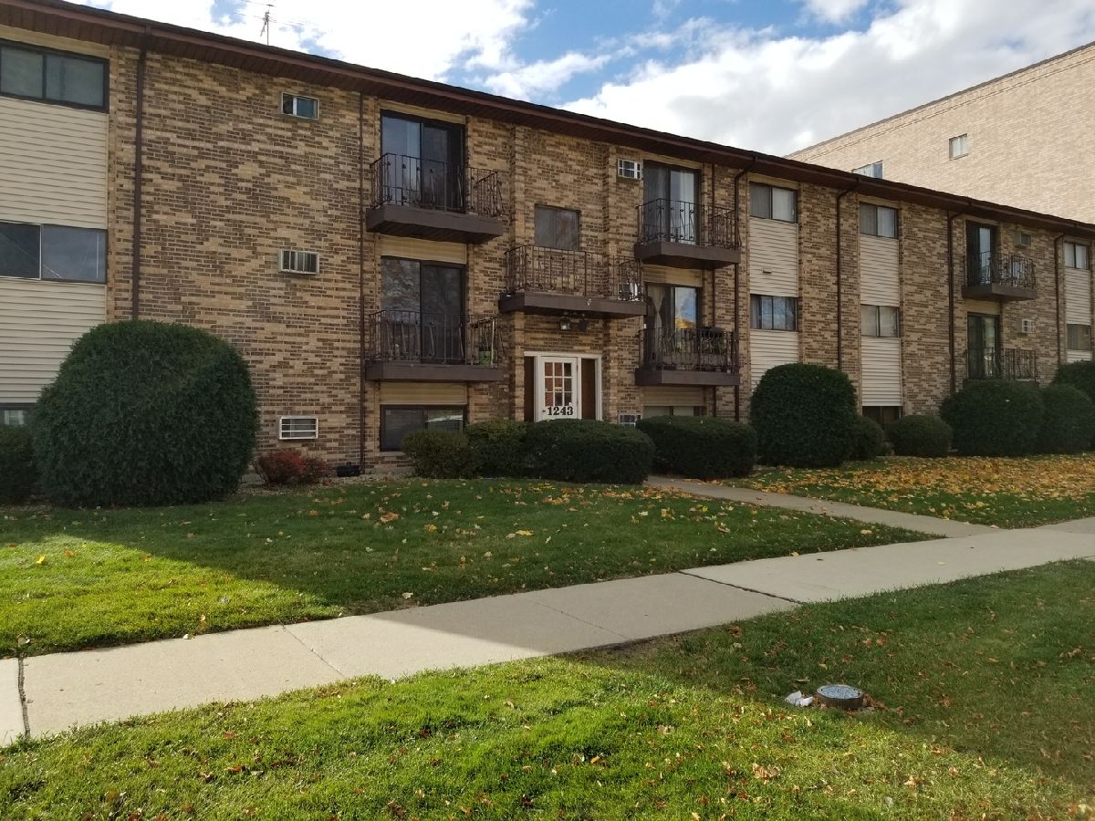 Condominiums Sold Brownstone Manor Des Plaines Illinois, 1243 Brown