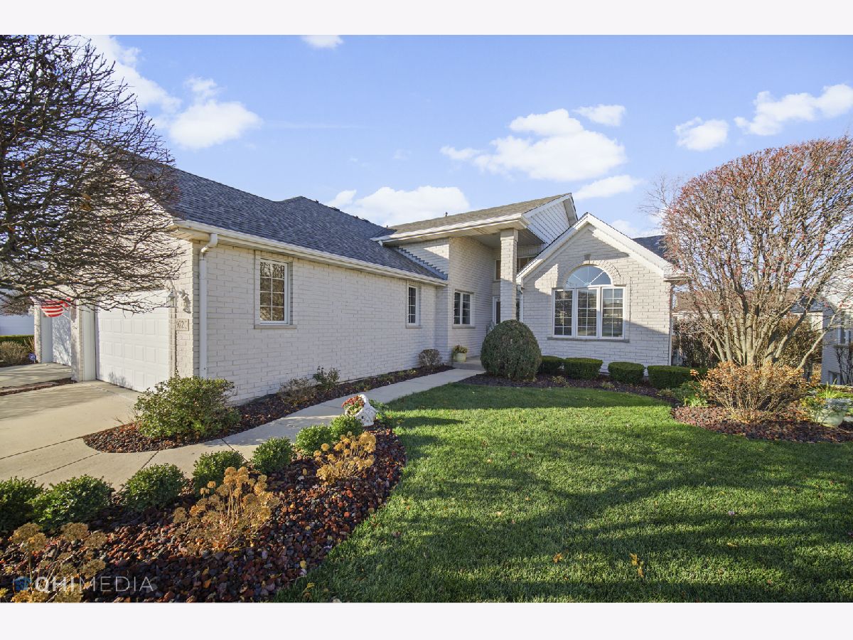 Townhomes Sold Hummingbird Hill Orland Park Illinois, 9720 Hummingbird Hill