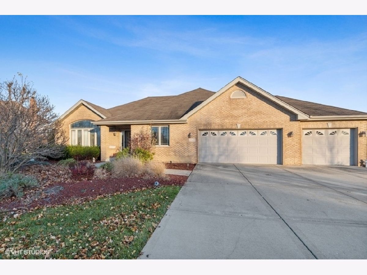 Homes Sold Misty Falls Frankfort Illinois, 22433 Merritton