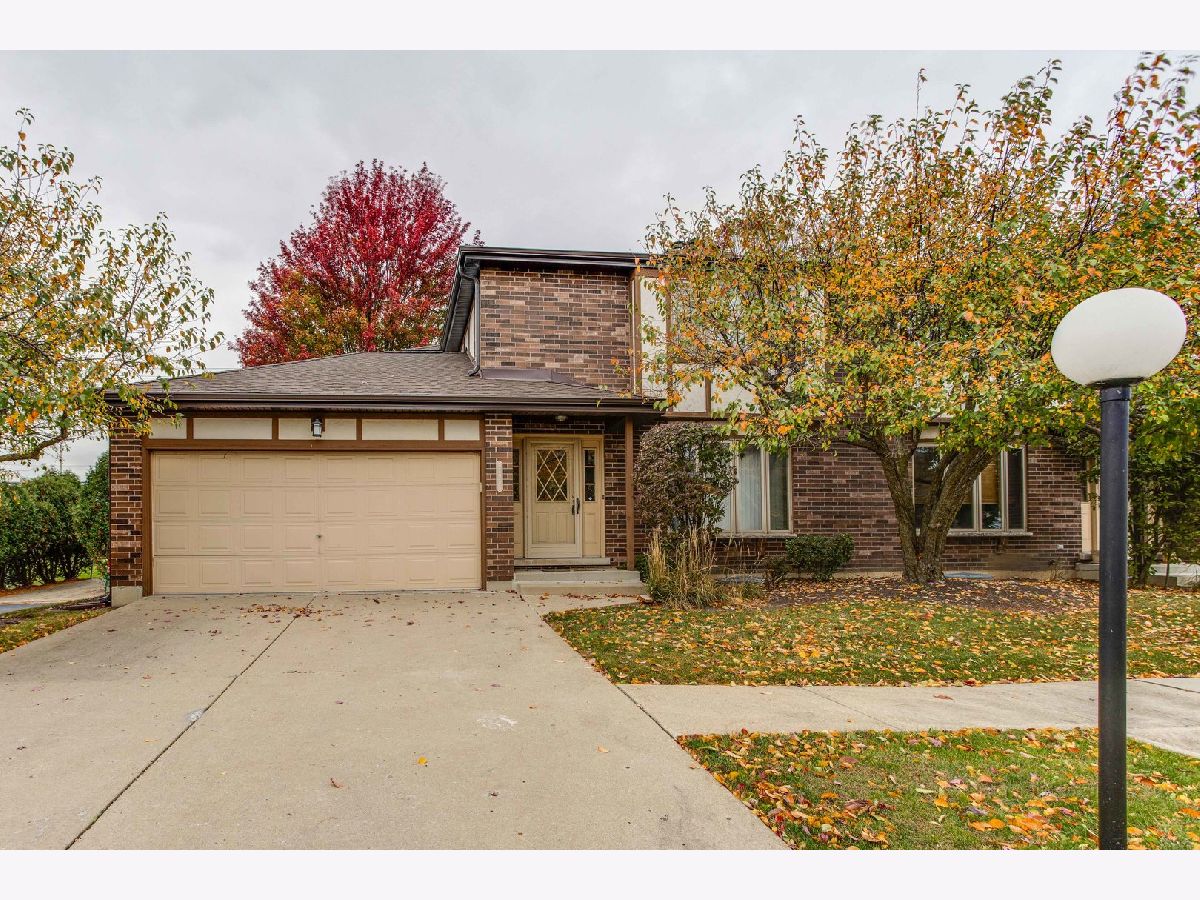 Condos & Townhomes Sold Arling Grove Wheeling Illinois, 1795 Lakeview