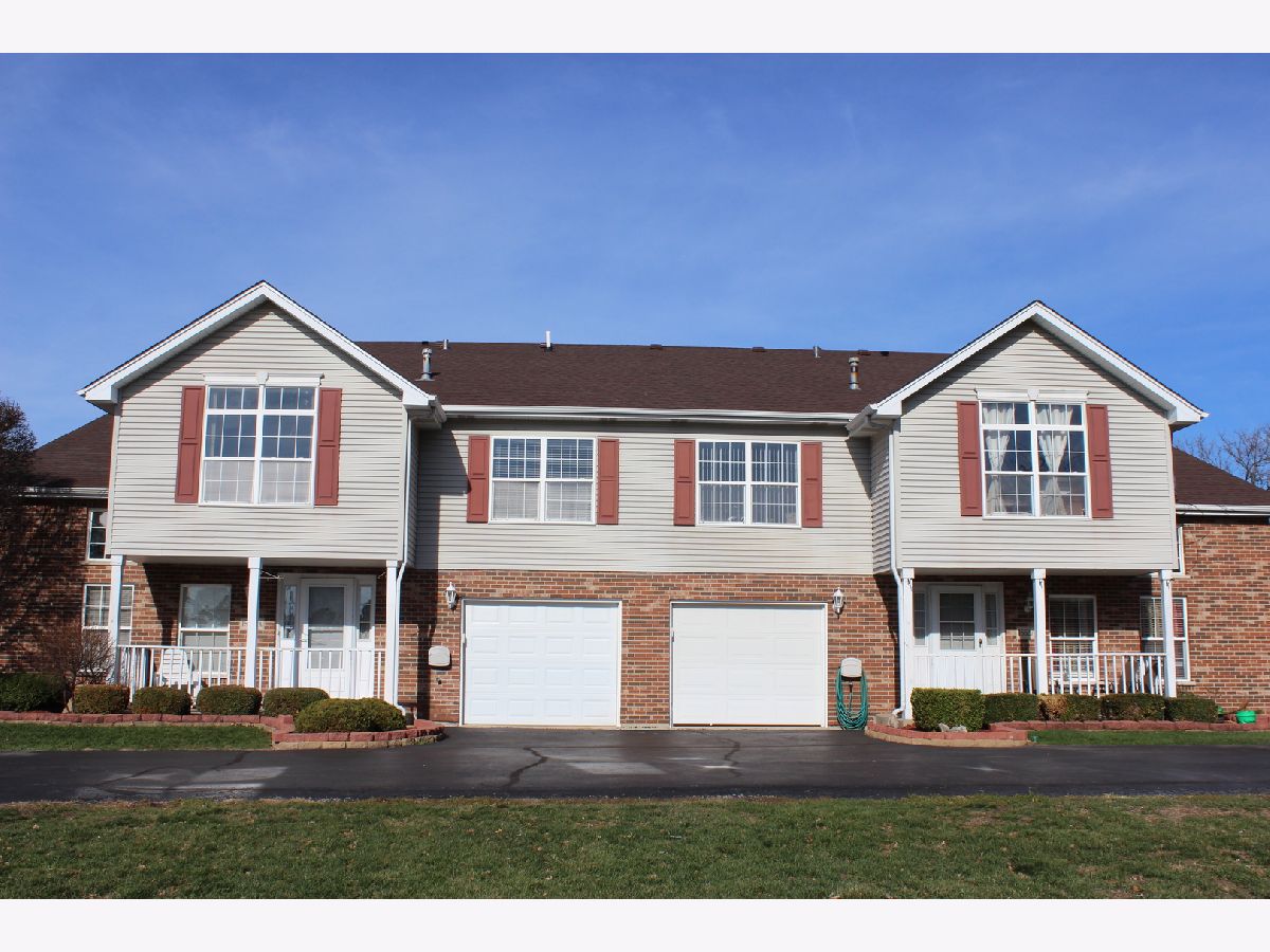 Condos & Townhomes Sold Creekside Condo Oak Forest Illinois, 15527 Keating
