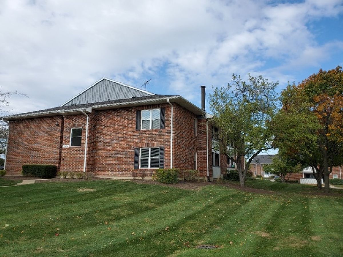 Condominiums Rented Ashton Arlington Heights Illinois