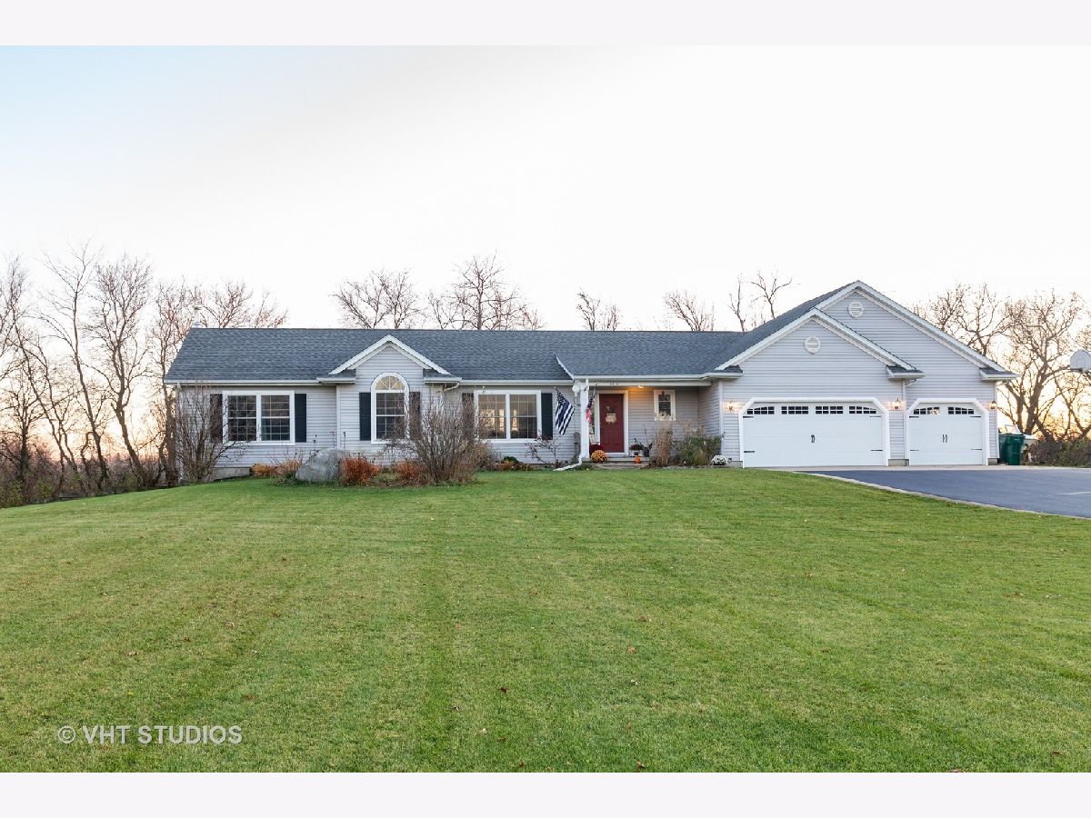 Homes Sold Raven Hills Marengo Illinois, 18701 Pinon