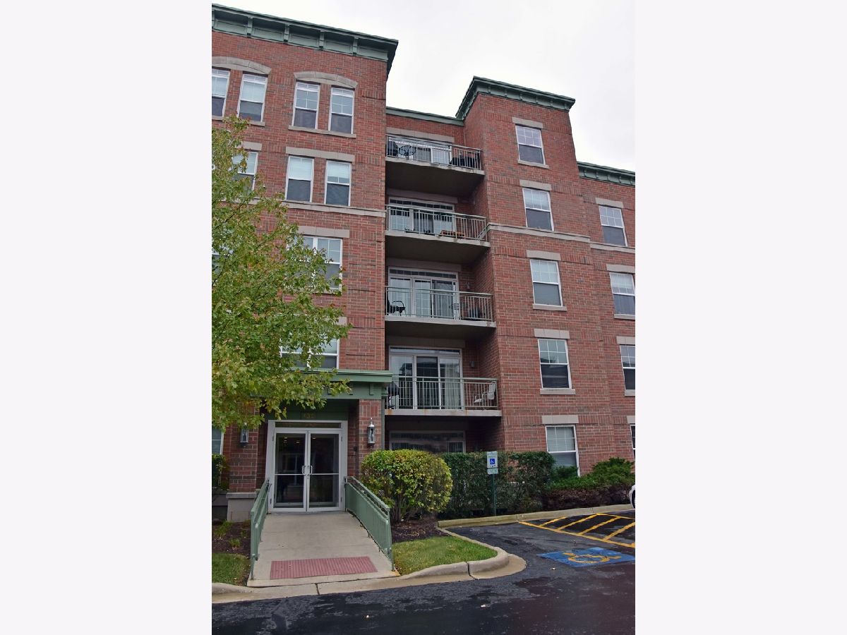 Condominiums Rented Benchmark Palatine Illinois, 132 Johnson