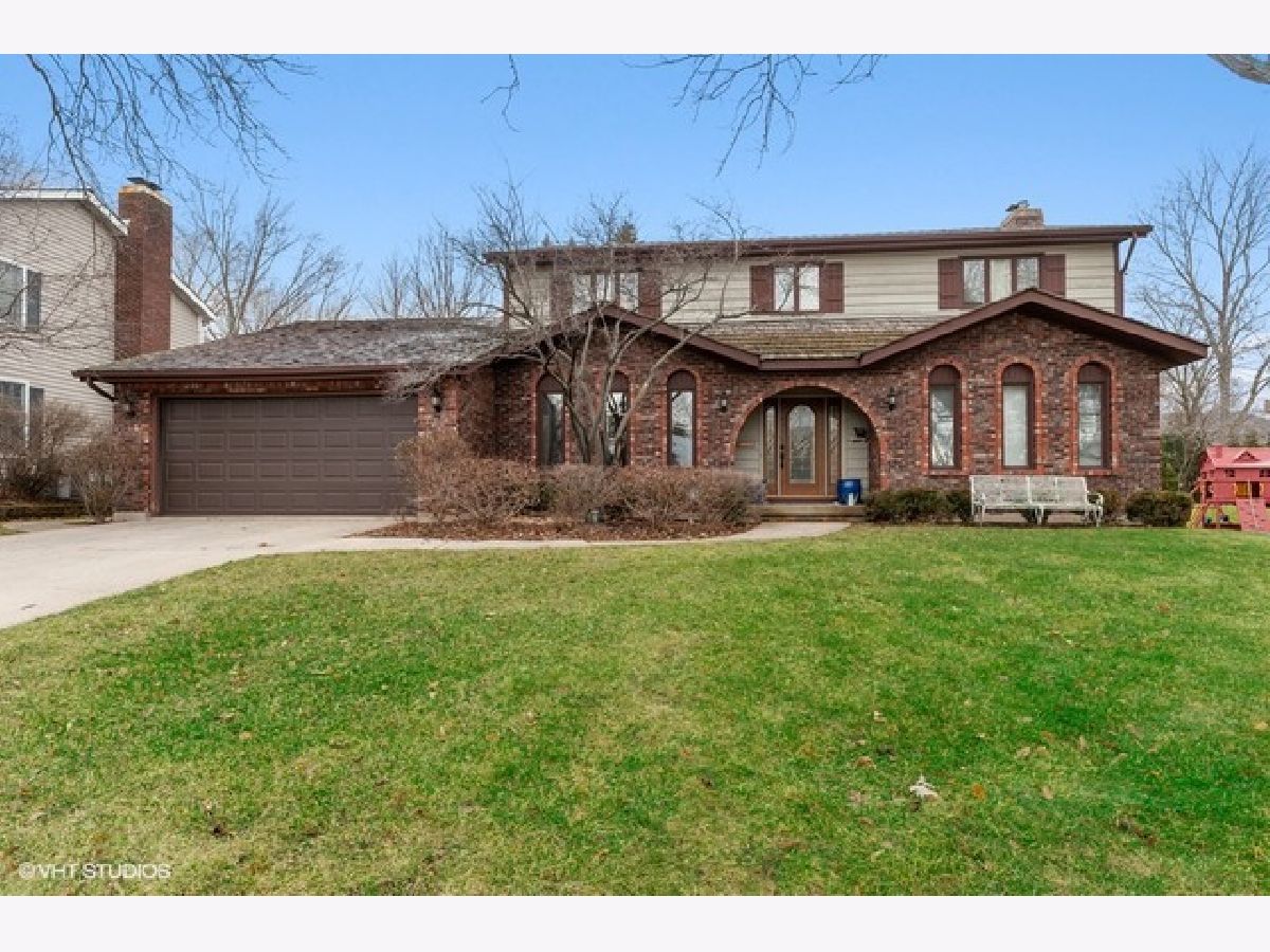 Homes & Condos & Townhomes Rented Red Top Libertyville Illinois, 628 Mullady