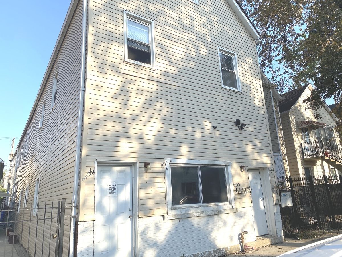 Homes & Condos & Townhomes Rented Back Of The Yards Chicago Illinois, 4535 Honore