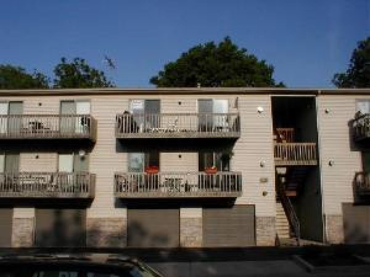 Condos & Townhomes & Homes Rented Woodridge South Elgin Illinois, 330 Woodridge