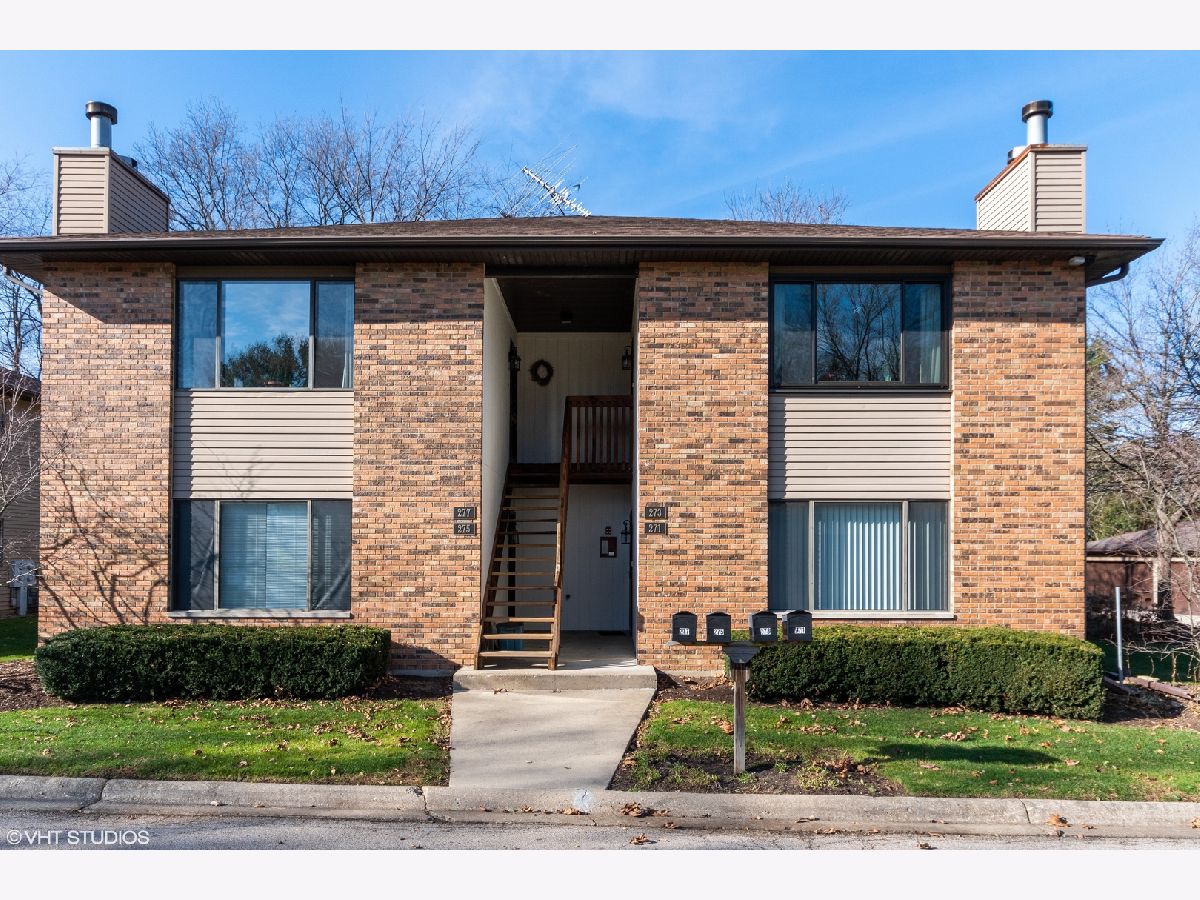 Condos & Townhomes & Homes Rented Pinebrook Meadows Geneva Illinois, 275 Harrison