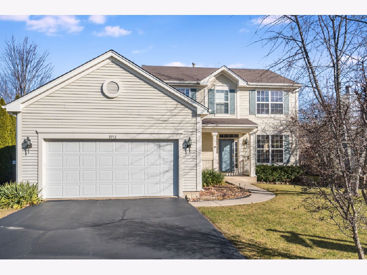 Homes Sold Summit Ridge West Lake In The Hills Illinois, 3713 Sonoma