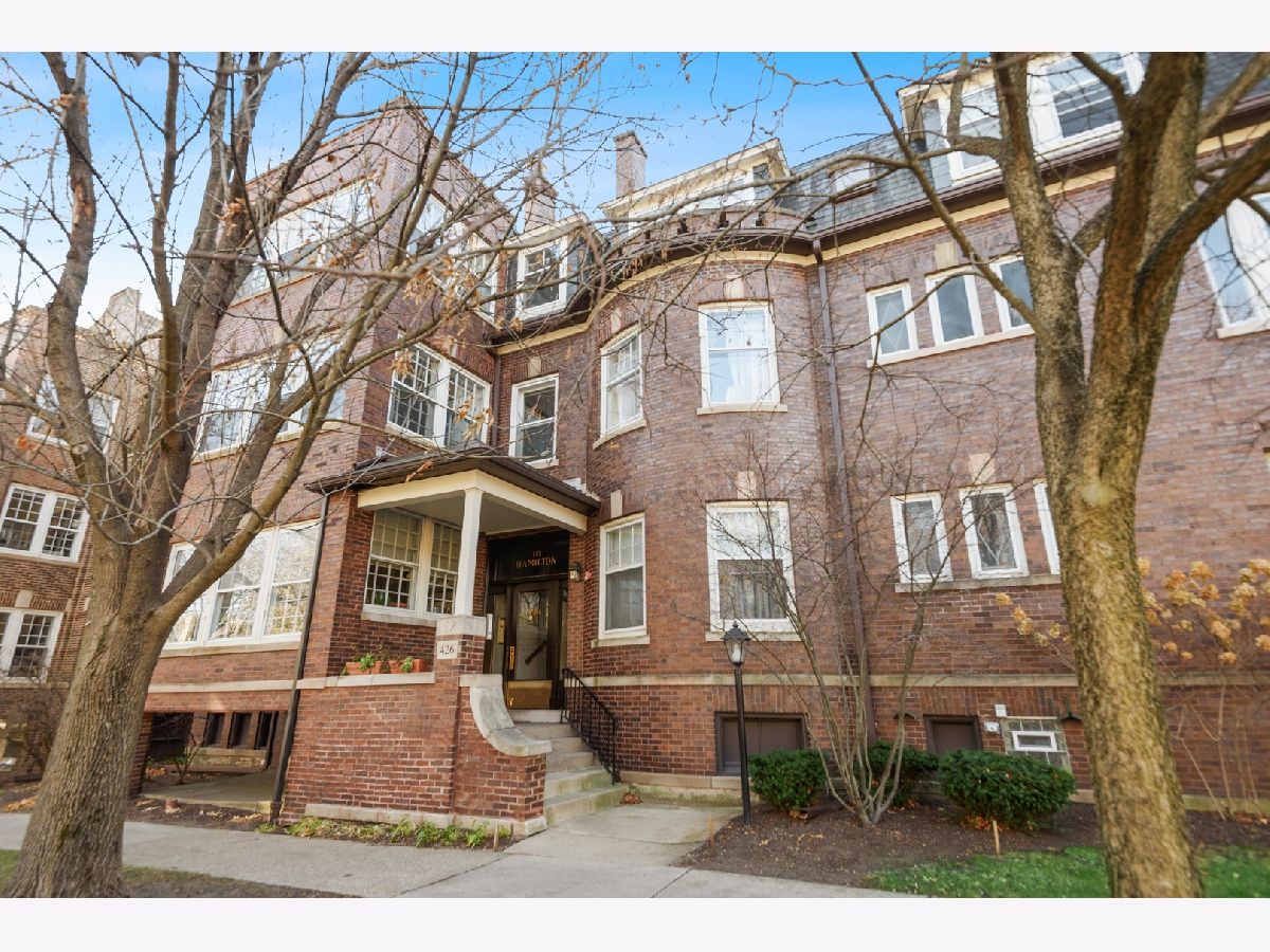Condominiums Sold Hamilton Club Evanston Illinois, 426 Hamilton
