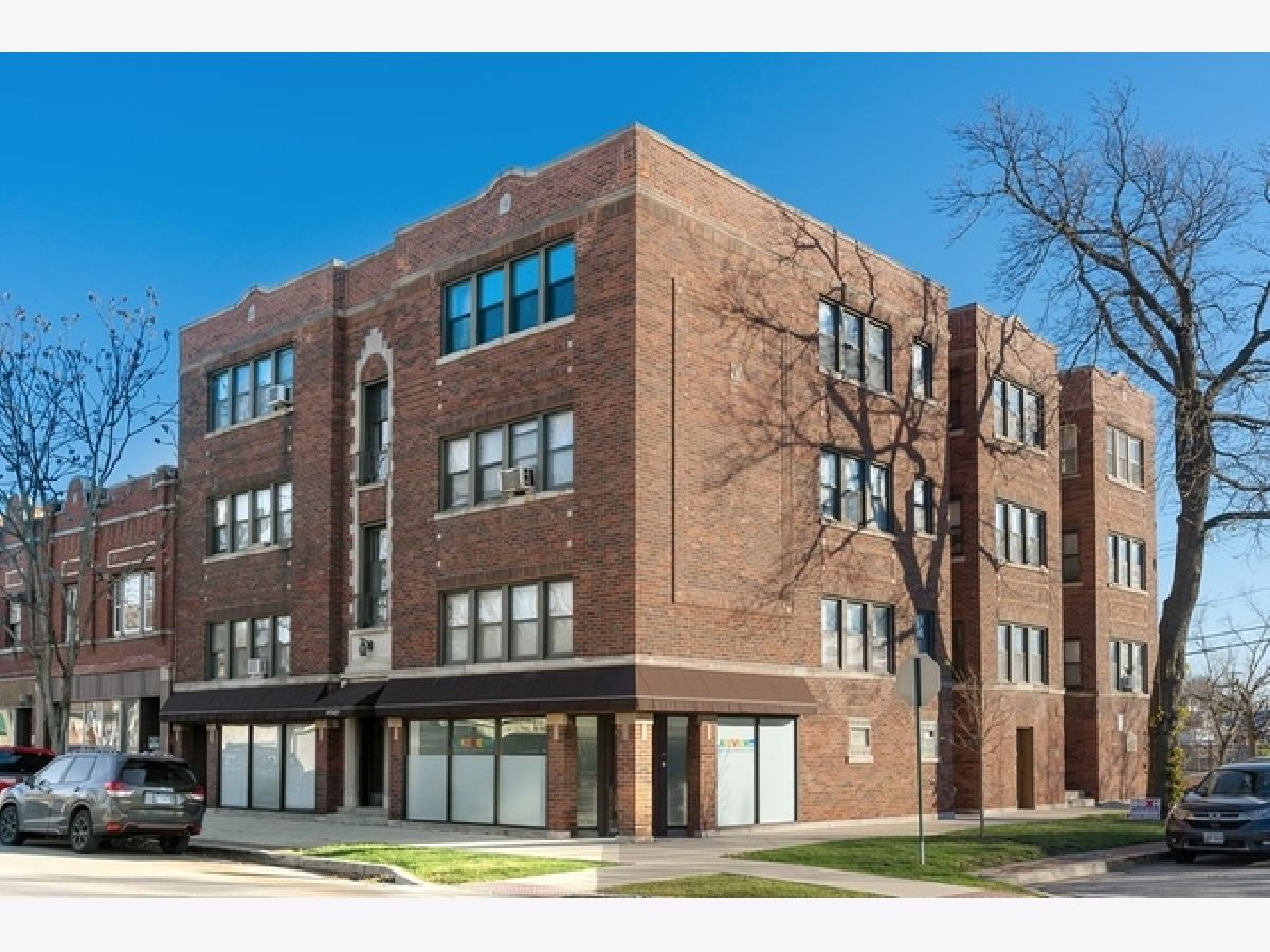 Condominiums Rented Artist Place Oak Park Illinois, 906 Elmwood