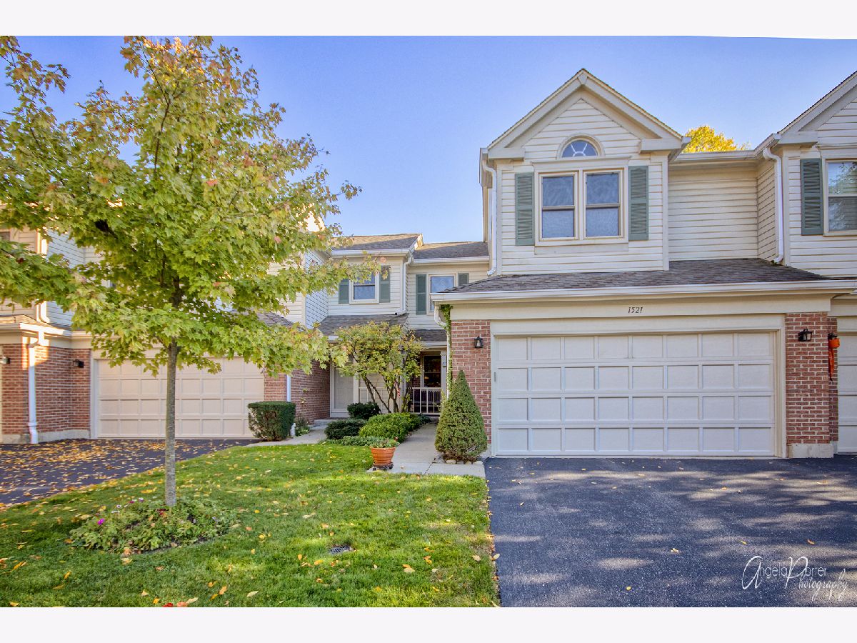 Arlington Club Wheeling IL, Townhomes & Condos For Sale & For Rent