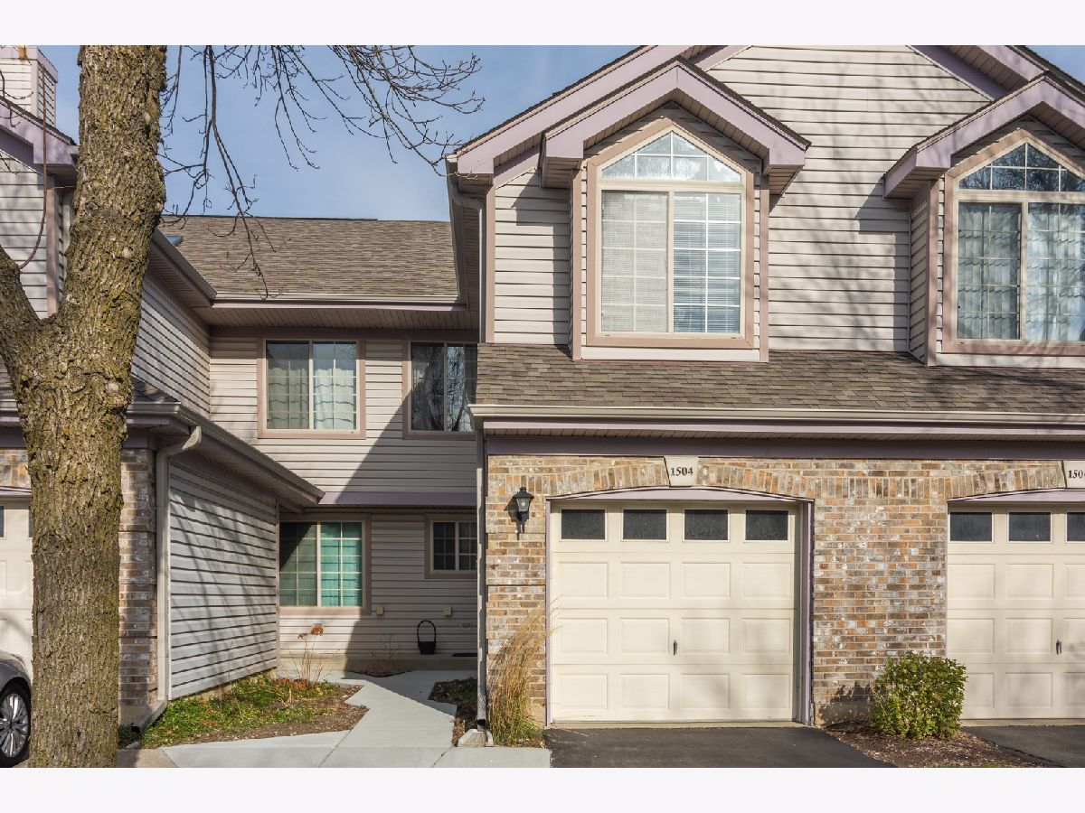 Townhomes Sold Wellington Park Palatine Illinois, 1504 Saint Marks