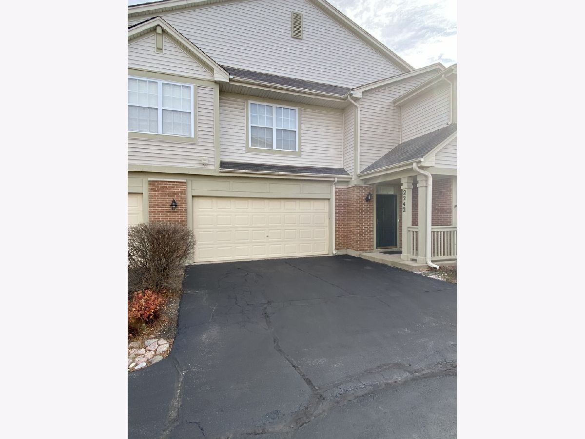 Townhomes & Condos & Homes Rented Greenwich Square Geneva Illinois, 2242 Rockefeller
