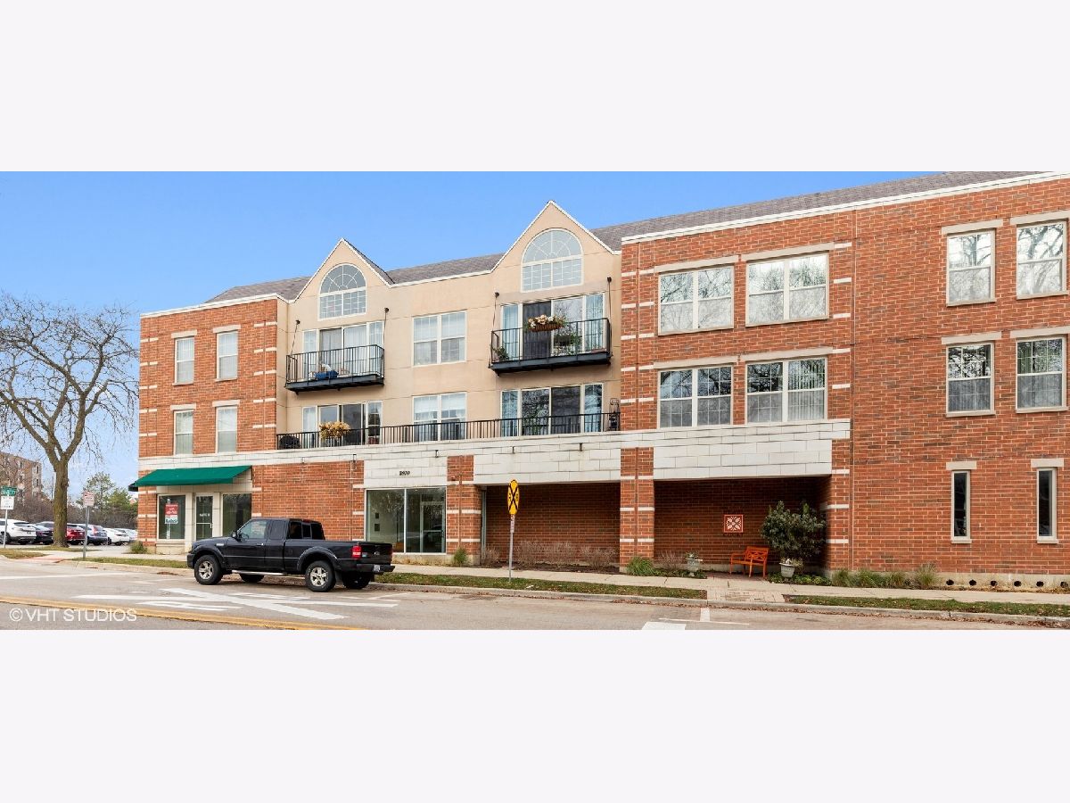 Condos & Townhomes Sold Dewes Court Glenview Illinois, 1800 Dewes