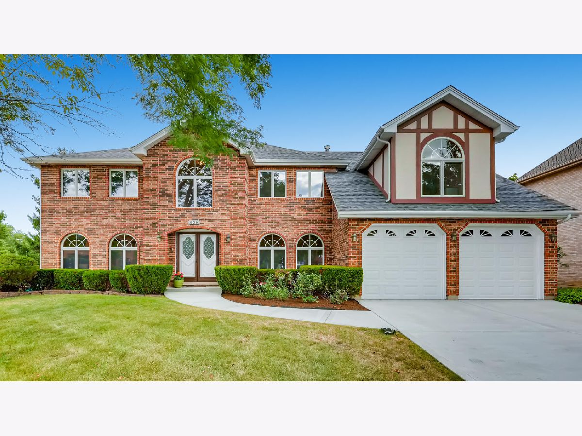 Homes Sold Springvalley Estates Schaumburg Illinois, 828 Spring Valley