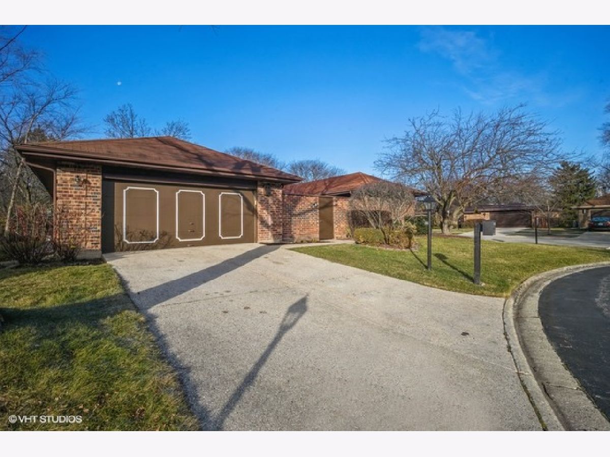 Homes Sold Villas West Northbrook Illinois, 2353 Greenwood