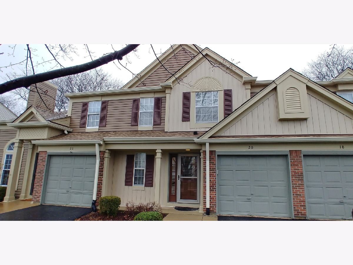 Townhomes Rented Orchard Gate Westmont Illinois, 20 Peach Tree