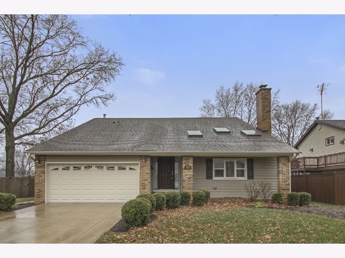 Homes Rented Pepper Tree Farms Palatine Illinois, 1042 Thackeray