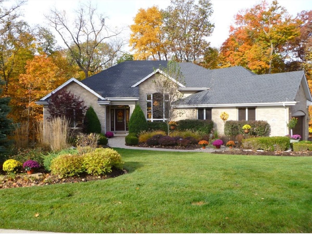 Homes & Condos & Townhomes Sold New Frankfort Settlement Frankfort Illinois, 870 Basswood
