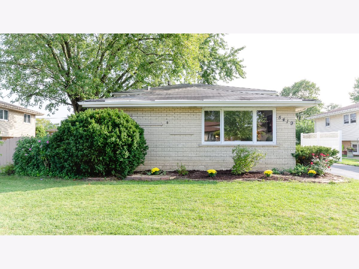 Homes Sold Carriage Hills East Crestwood Illinois, 5419 128th