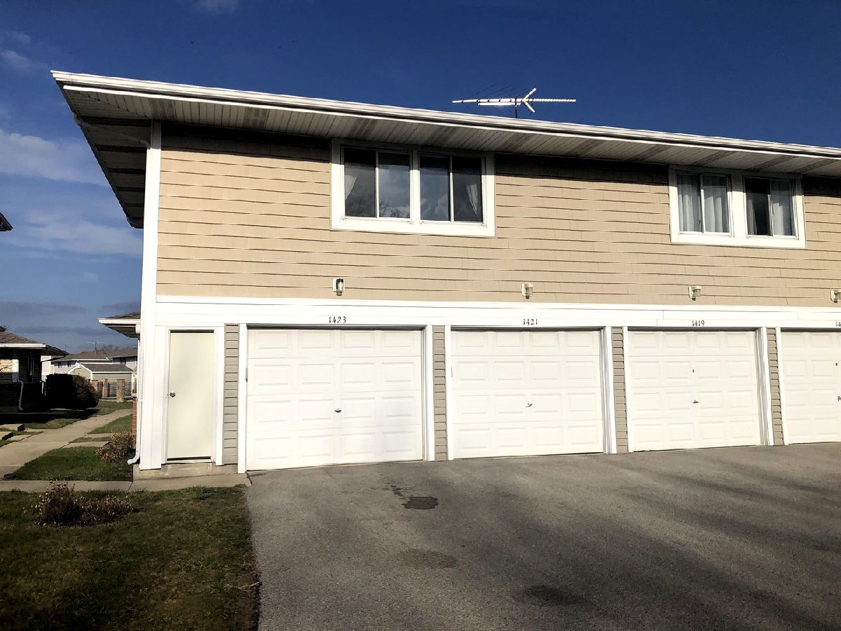 Townhomes & Condos Rented Fremont Junction Hanover Park Illinois, 1423 Fremont