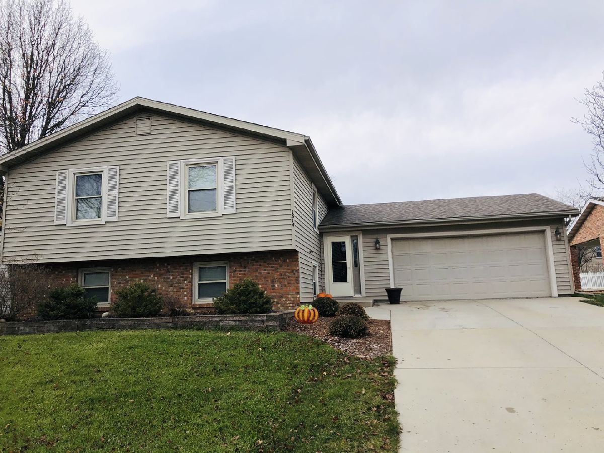 Homes Sold Suburban East Bloomington Illinois, 1314 Nicki