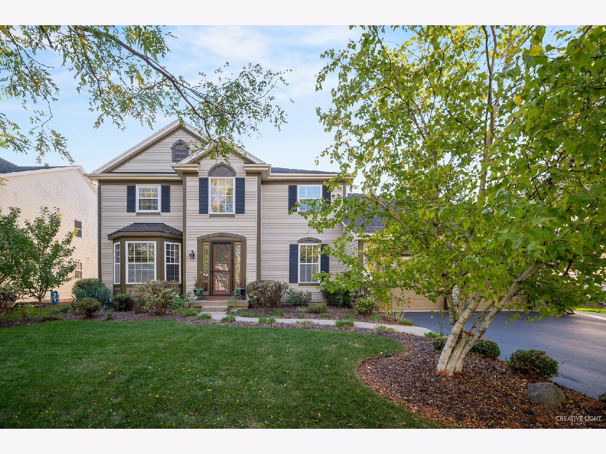 Homes Sold Ashcroft Oswego Illinois, 705 Hedgerow
