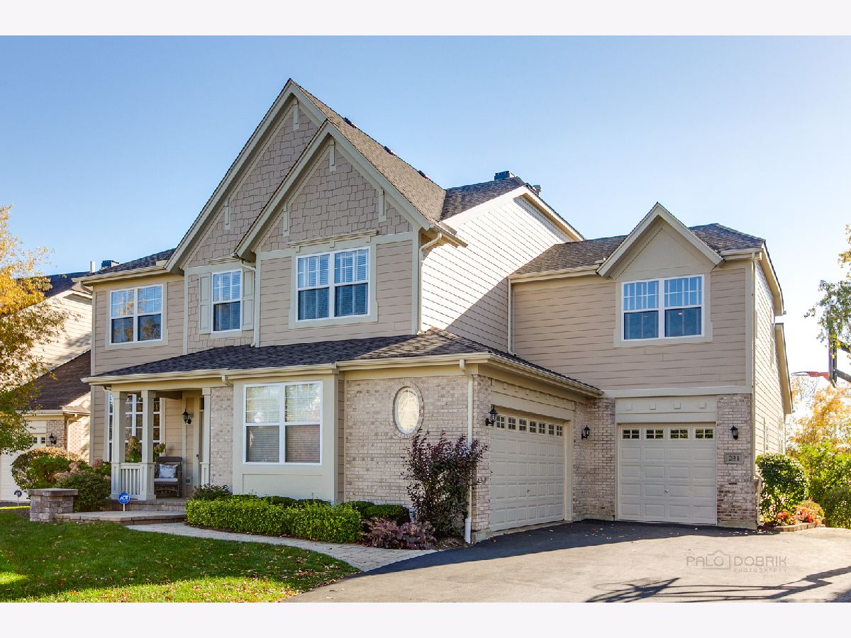 Homes Sold Augusta Green Vernon Hills Illinois, 231 Colonial