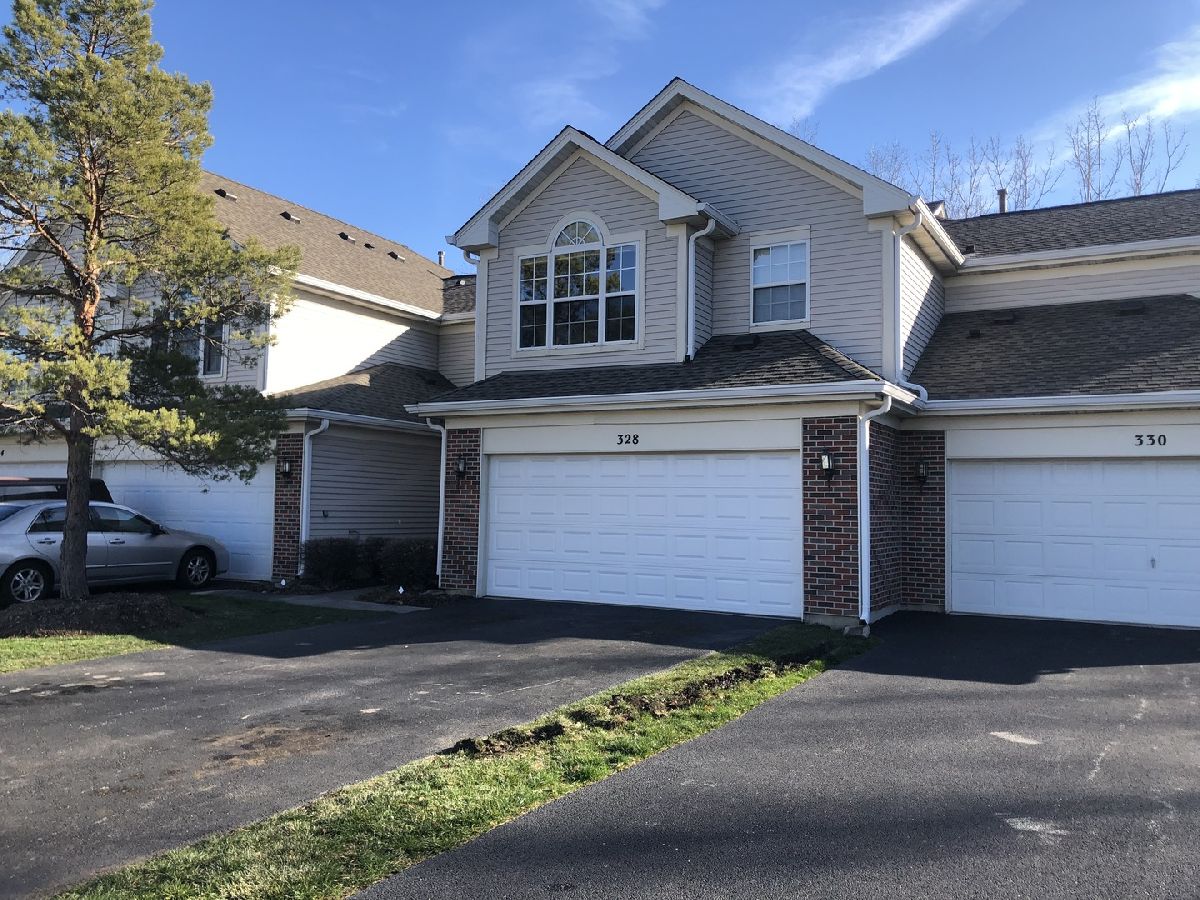 Townhomes & Condos Rented Wildspring Itasca Illinois, 328 Prairie