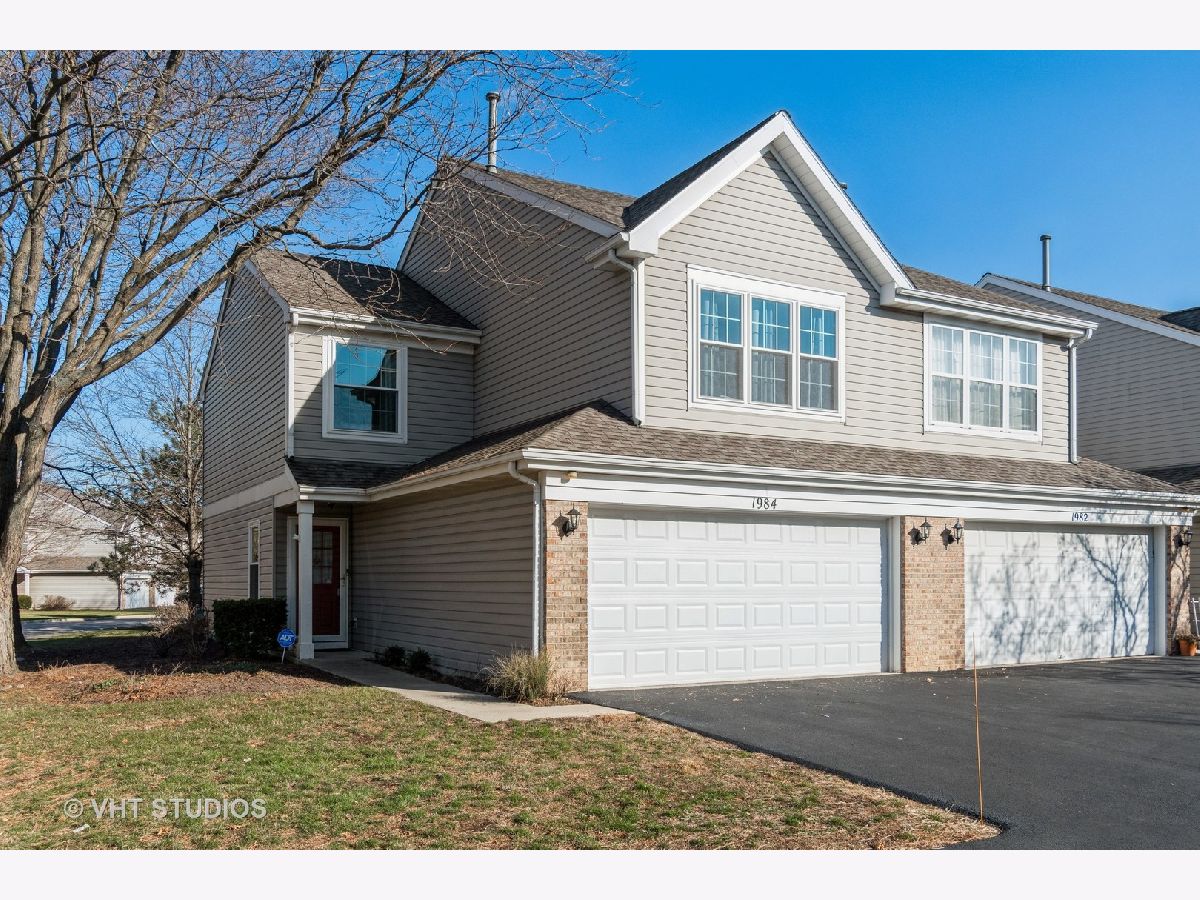 Townhomes Rented Honey Tree Naperville Illinois, 1984 Town