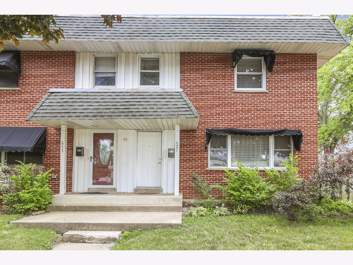 Homes & Condos & Townhomes Sold Poet's Corner Deerfield Illinois, 621 Longfellow
