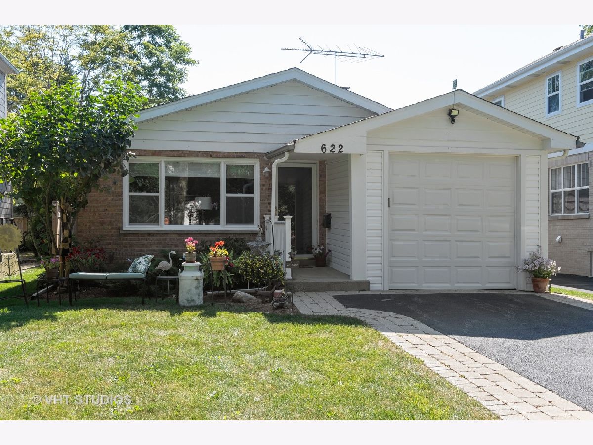 Homes & Condos & Townhomes Rented Ravinia Highland Park Illinois, 622 Pleasant