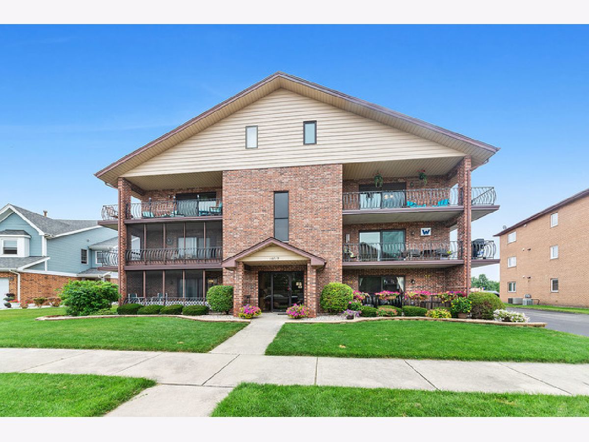 Condos & Townhomes & Homes Sold Parkview Tinley Park Illinois, 16719 Paxton