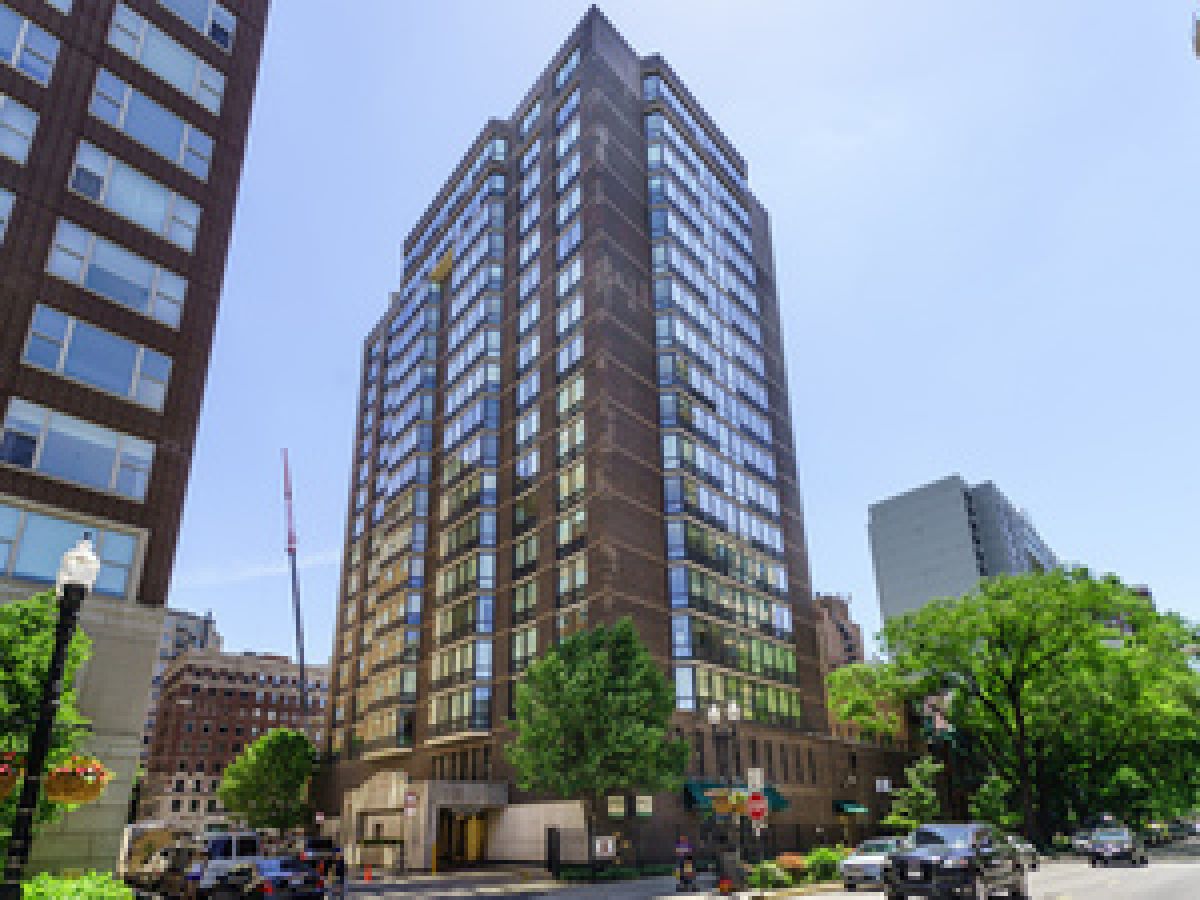 Condominiums Rented Hanover House Chicago Illinois, 21 Goethe