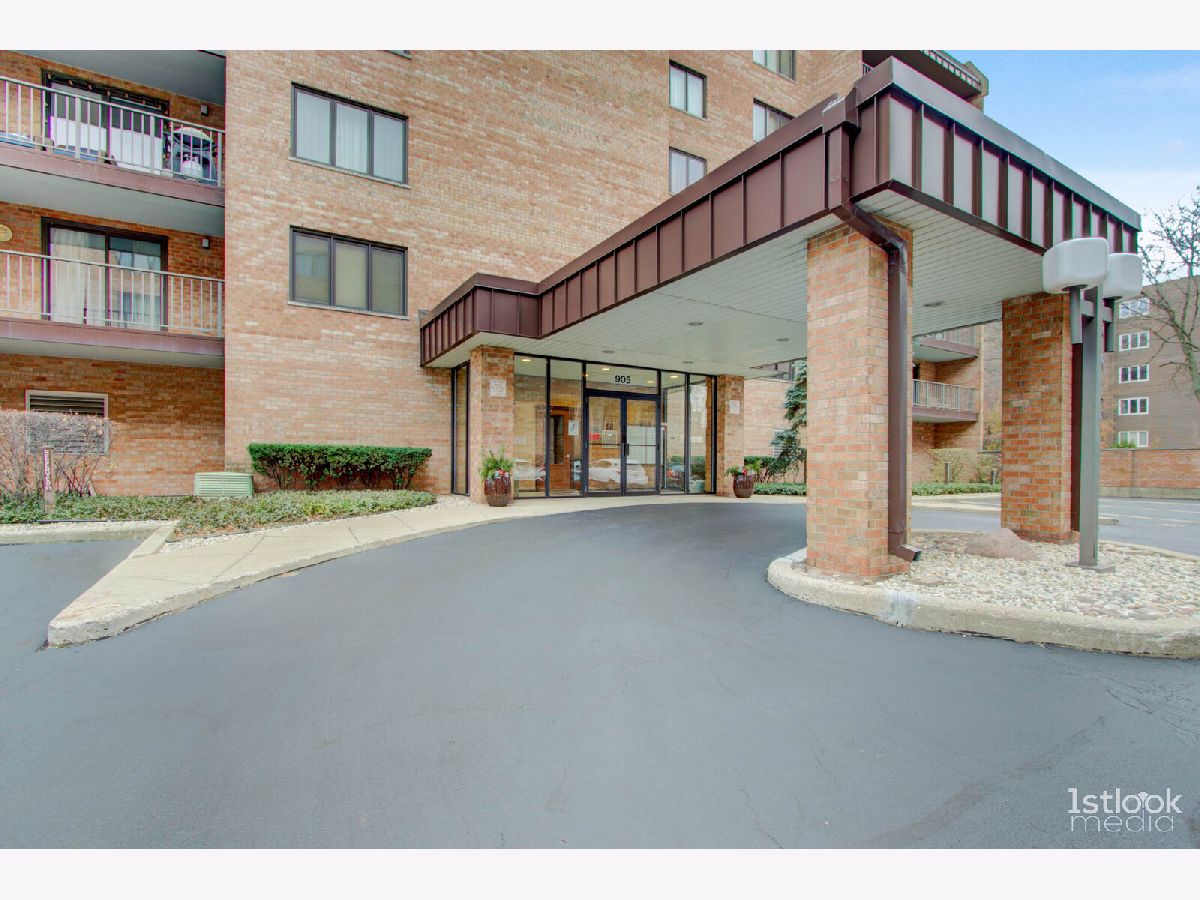 Condominiums Sold Plaza Des Plaines Des Plaines Illinois, 905 Center