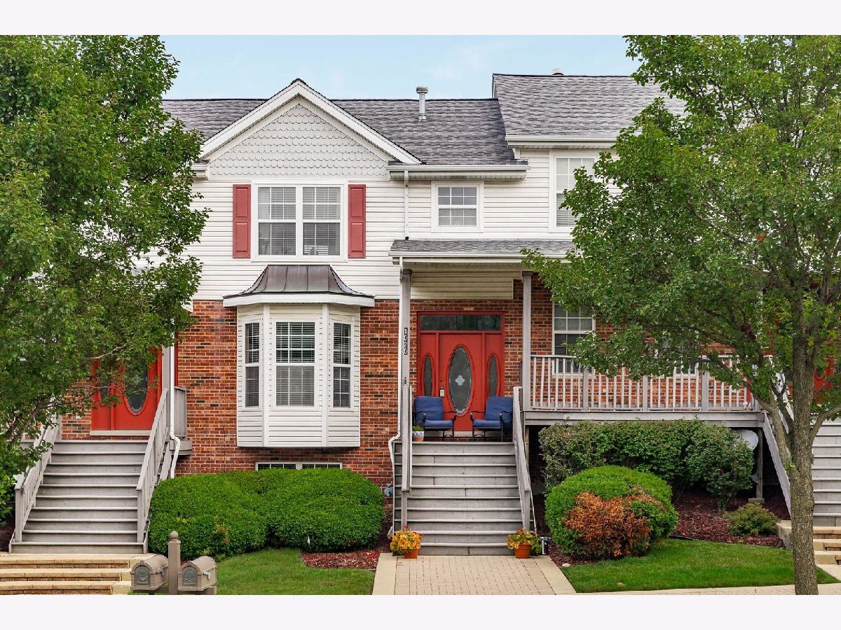 Townhomes Sold Lancaster Square Lombard Illinois, 1020 Kufrin
