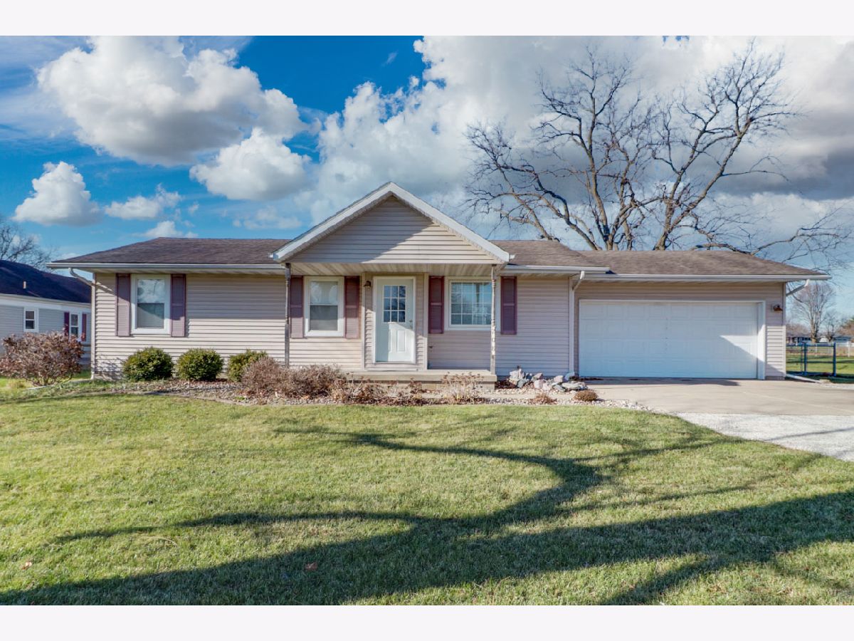  Sold Goodfield Illinois, 208 Eureka