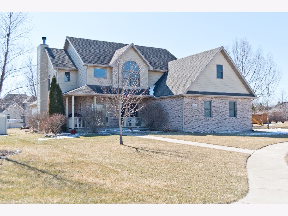 Homes & Townhomes Rented Rockwell Estates Morris Illinois, 2115 Locust