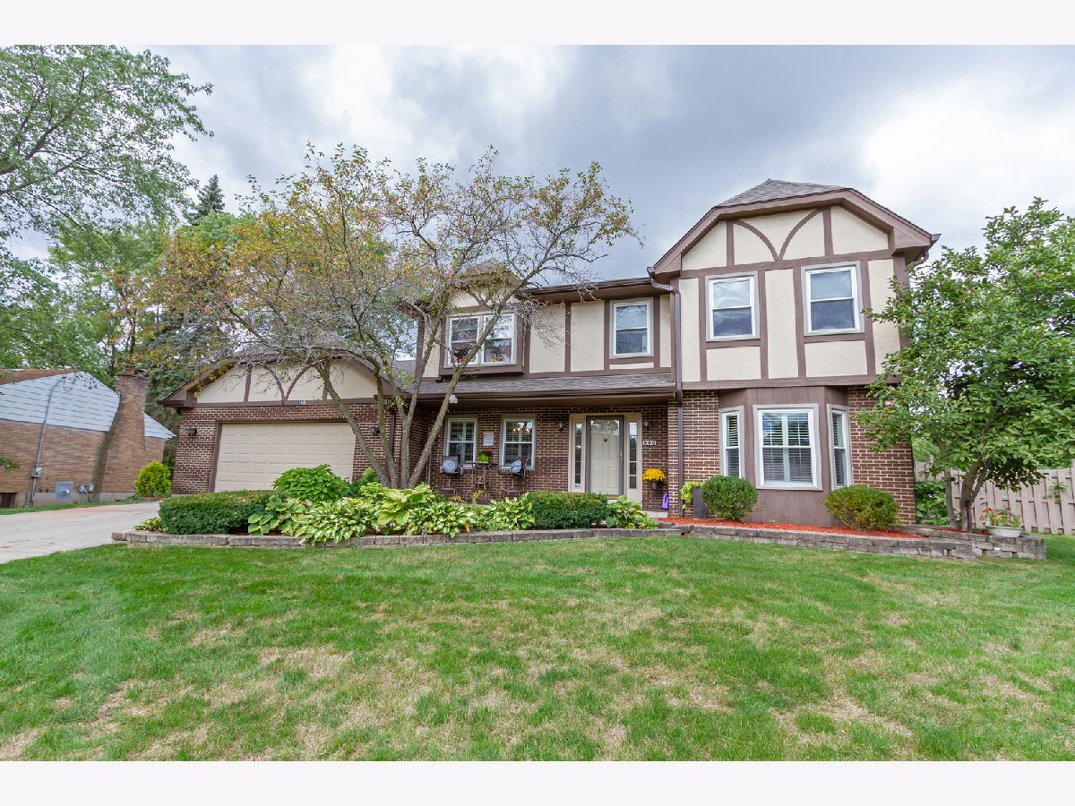 Homes Sold Glen Crest Estates Glen Ellyn Illinois, 800 Glen Crest