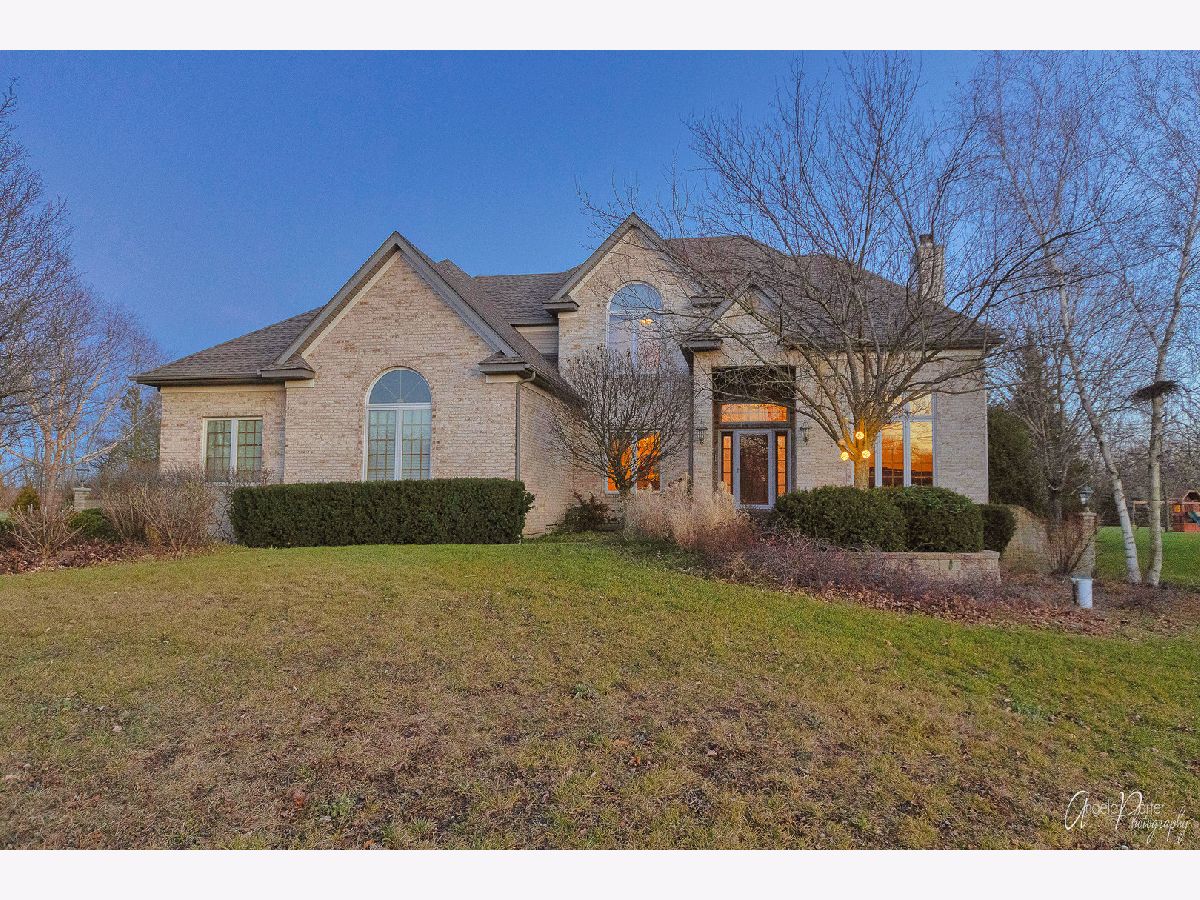 Homes Sold The Preserve Spring Grove Illinois, 10718 Red Hawk