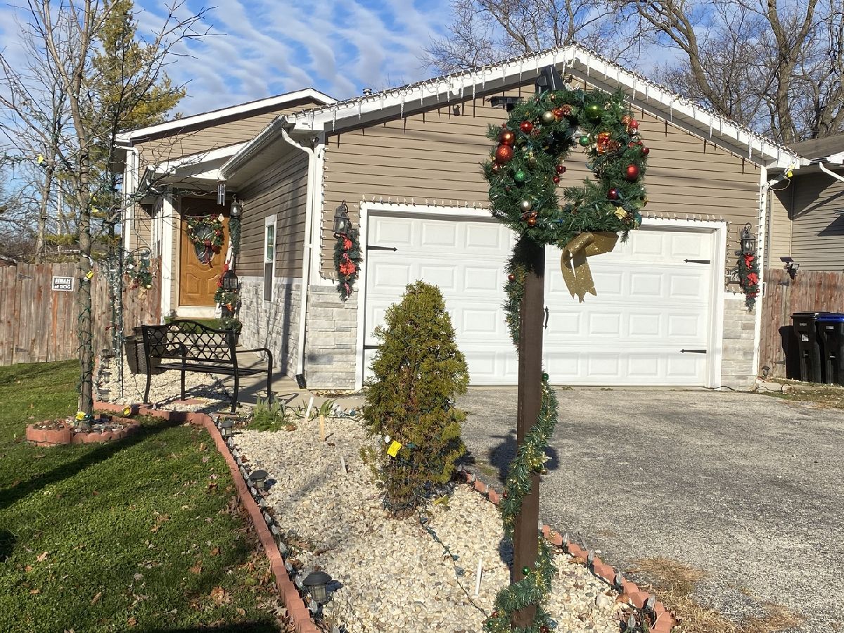 Homes Sold Hillside Round Lake Illinois, 24634 Norelius
