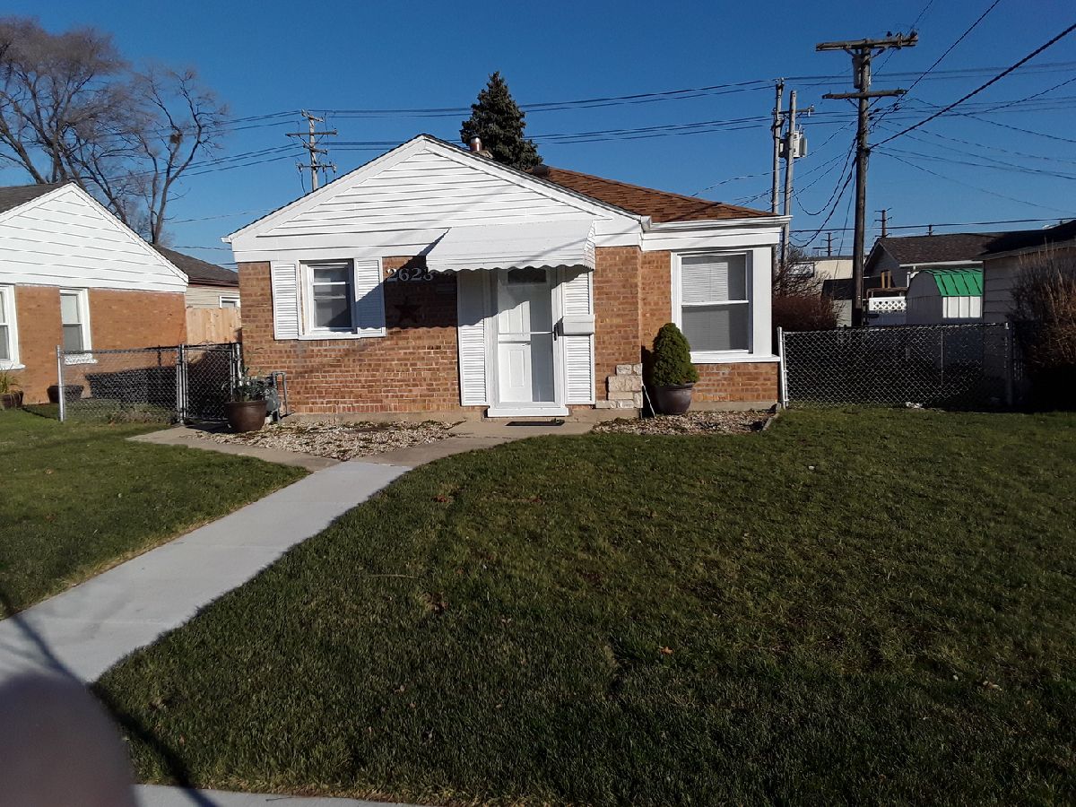 Homes Sold Reuter Franklin Park Illinois, 2623 Leona