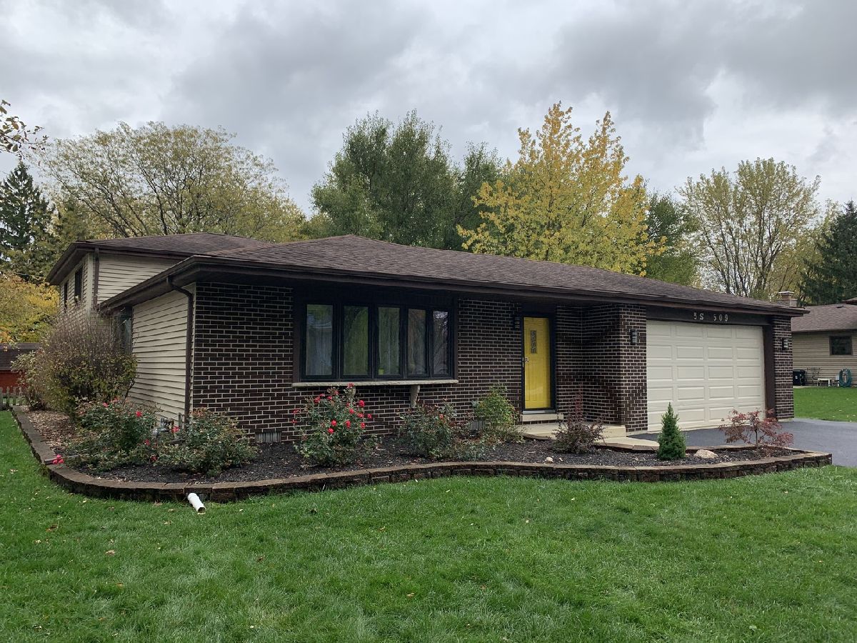 Homes & Condos & Townhomes Rented Longwood Naperville Illinois, 5S509 Campbell