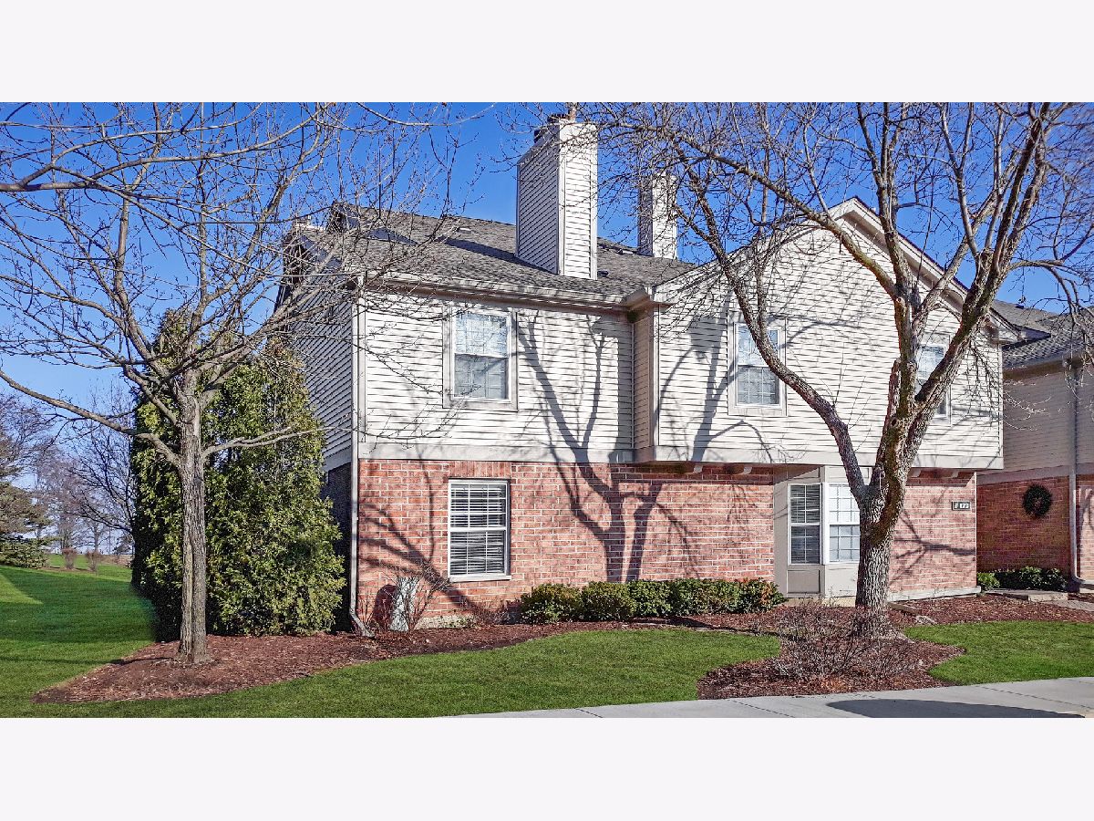 12 Oaks At Schaumburg Schaumburg IL, Condos & Townhomes For Sale & For