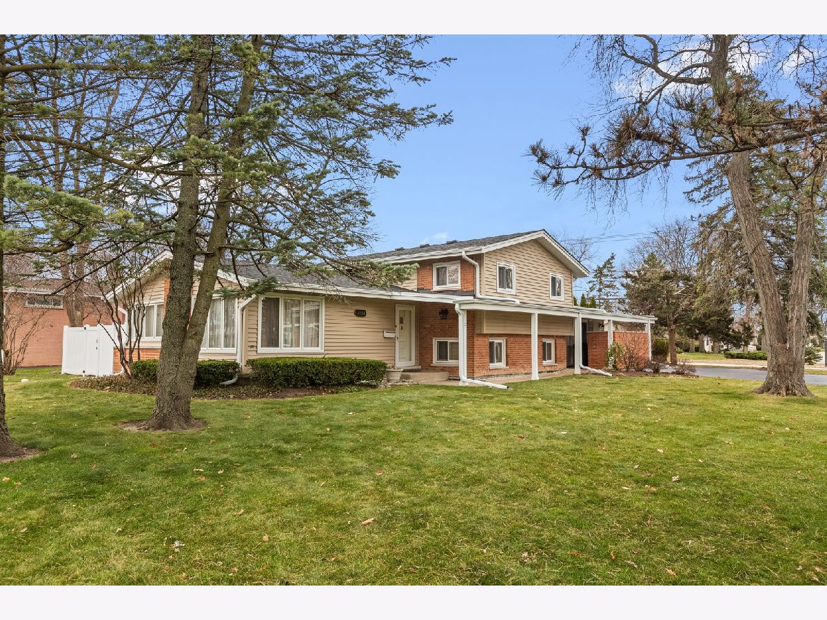 Homes Sold Knollwood Glenview Illinois, 2431 Greenfield
